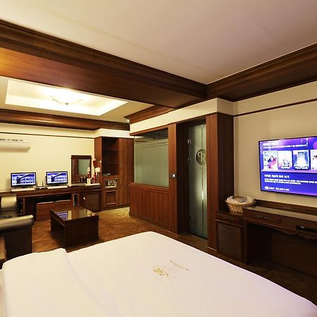 Bucheon Sr Hotel Eksteriør billede