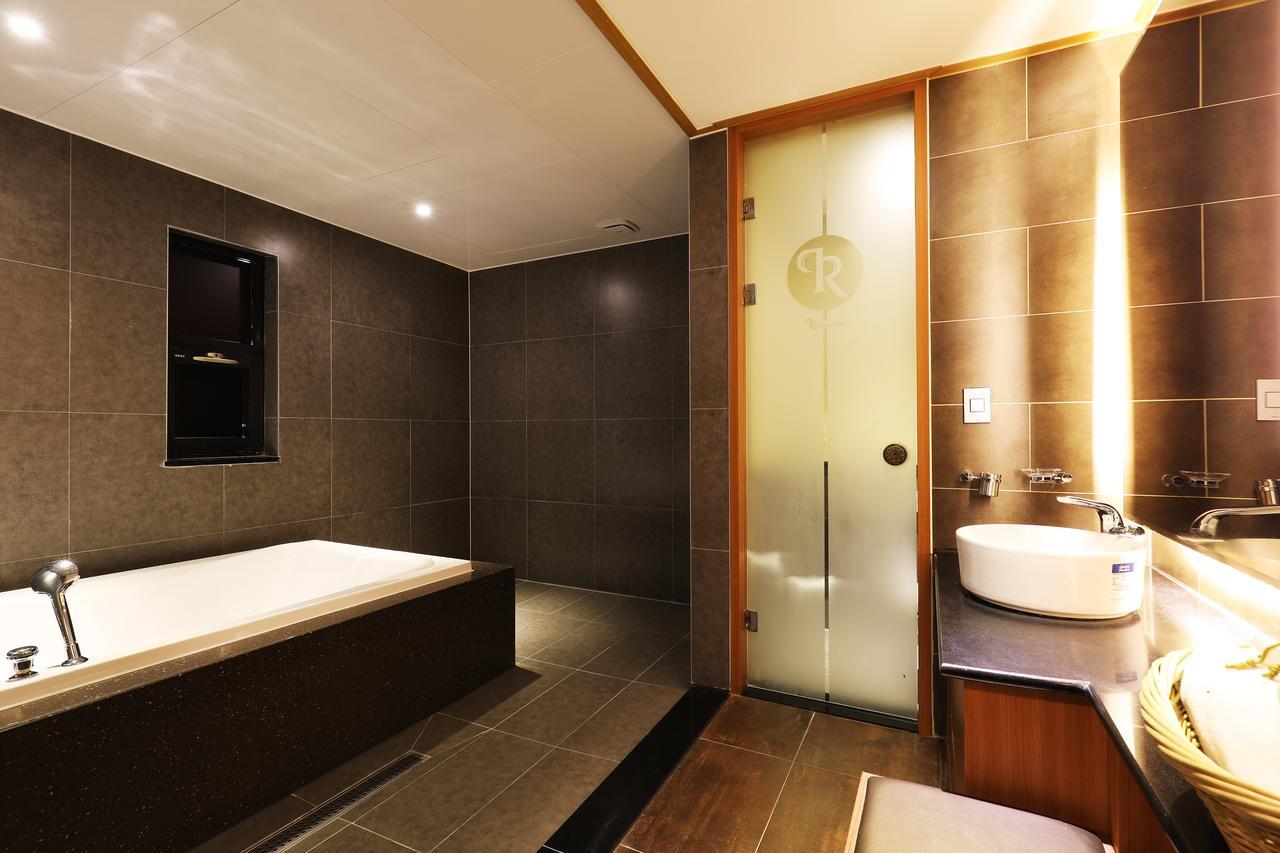 Bucheon Sr Hotel Eksteriør billede