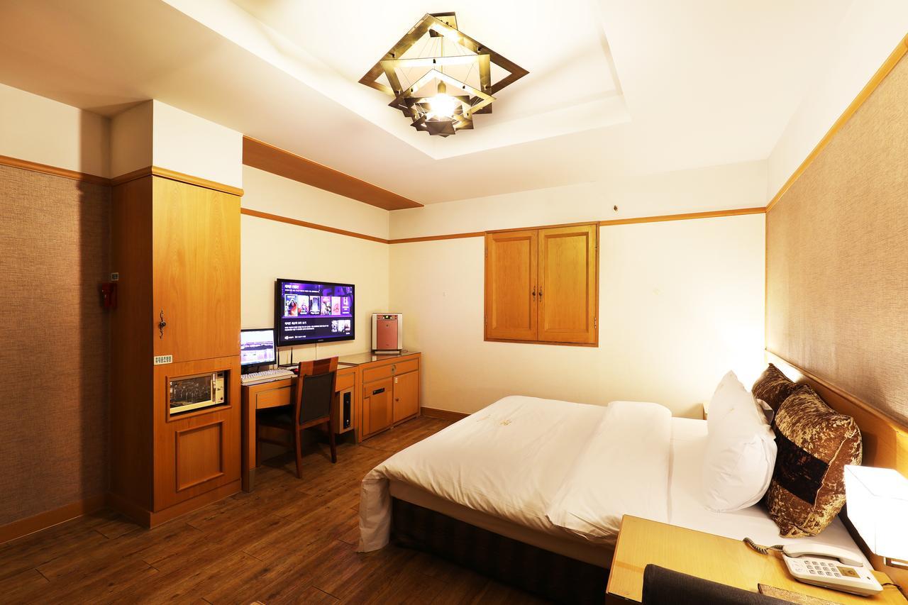 Bucheon Sr Hotel Eksteriør billede