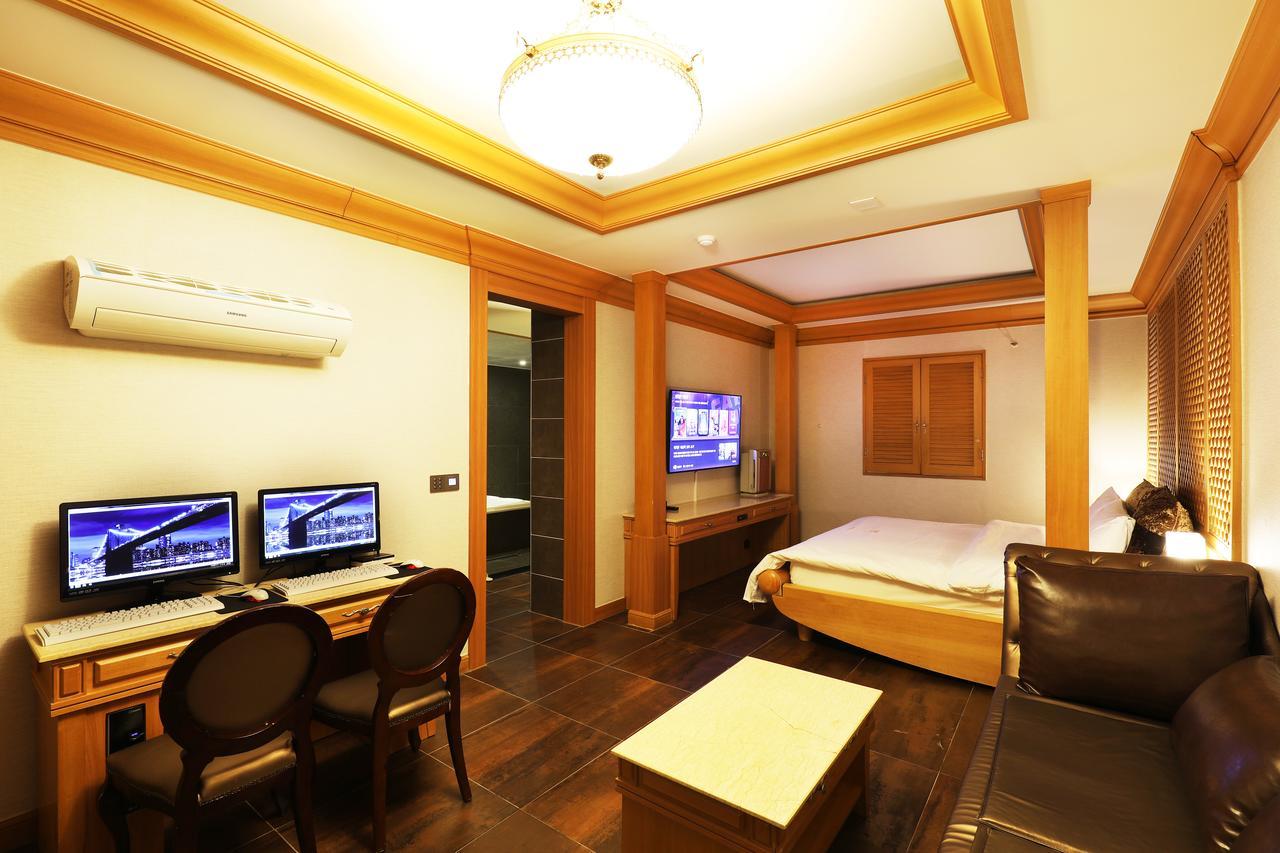 Bucheon Sr Hotel Eksteriør billede