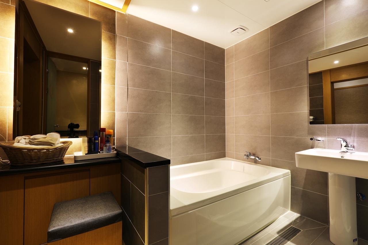 Bucheon Sr Hotel Eksteriør billede