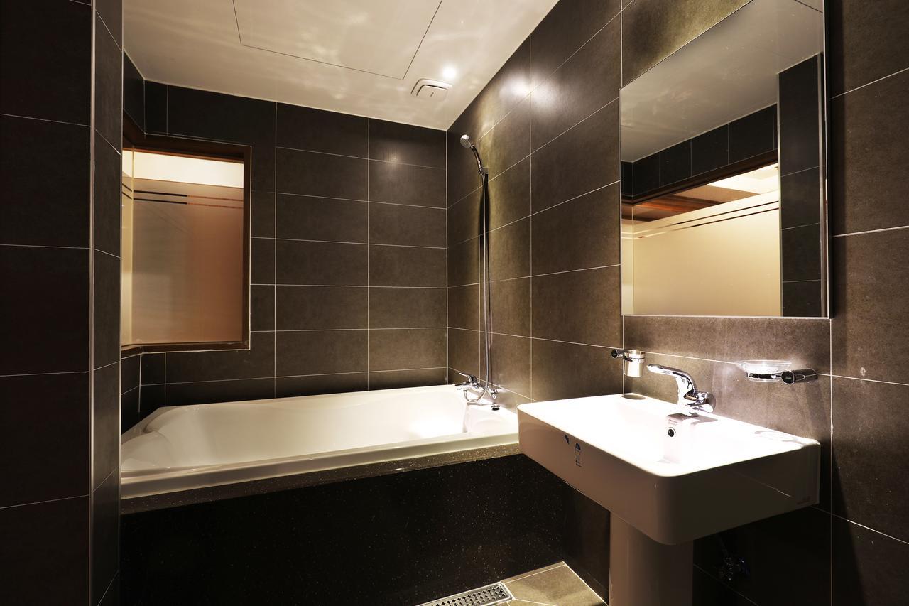 Bucheon Sr Hotel Eksteriør billede